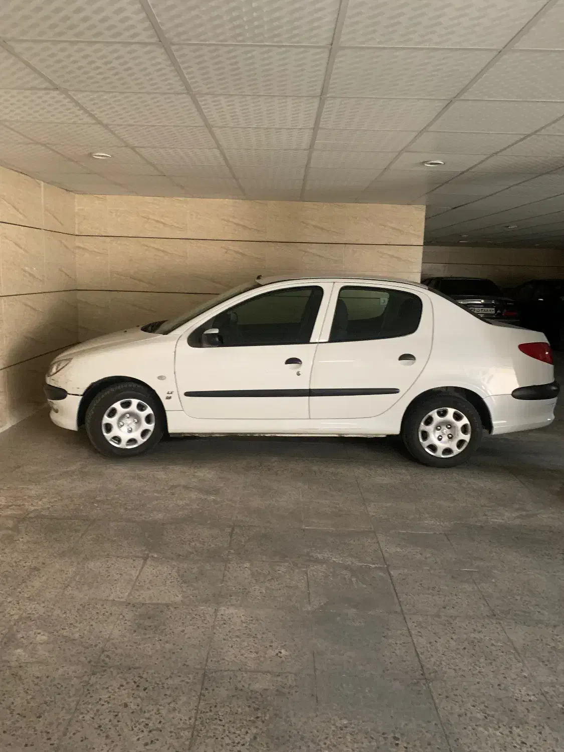 پژو ۲۰۶ صندوق دار v8 - 1395