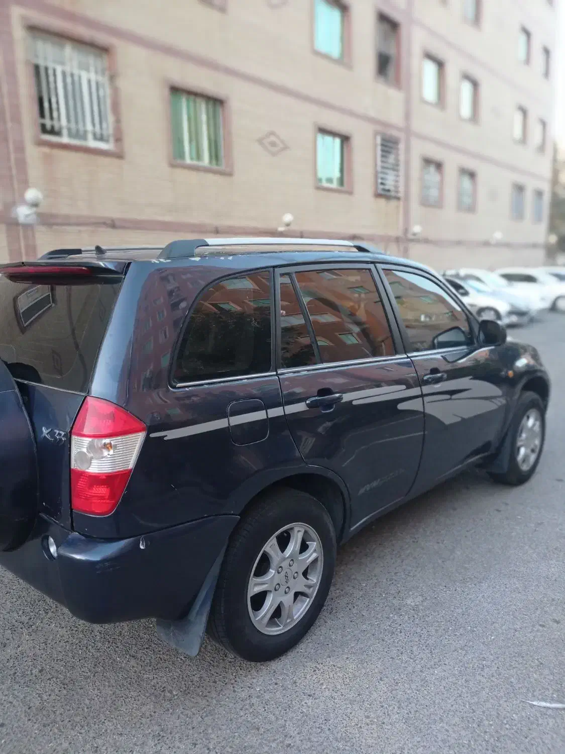 ام وی ام X33 دنده‌ای ساده - 1390