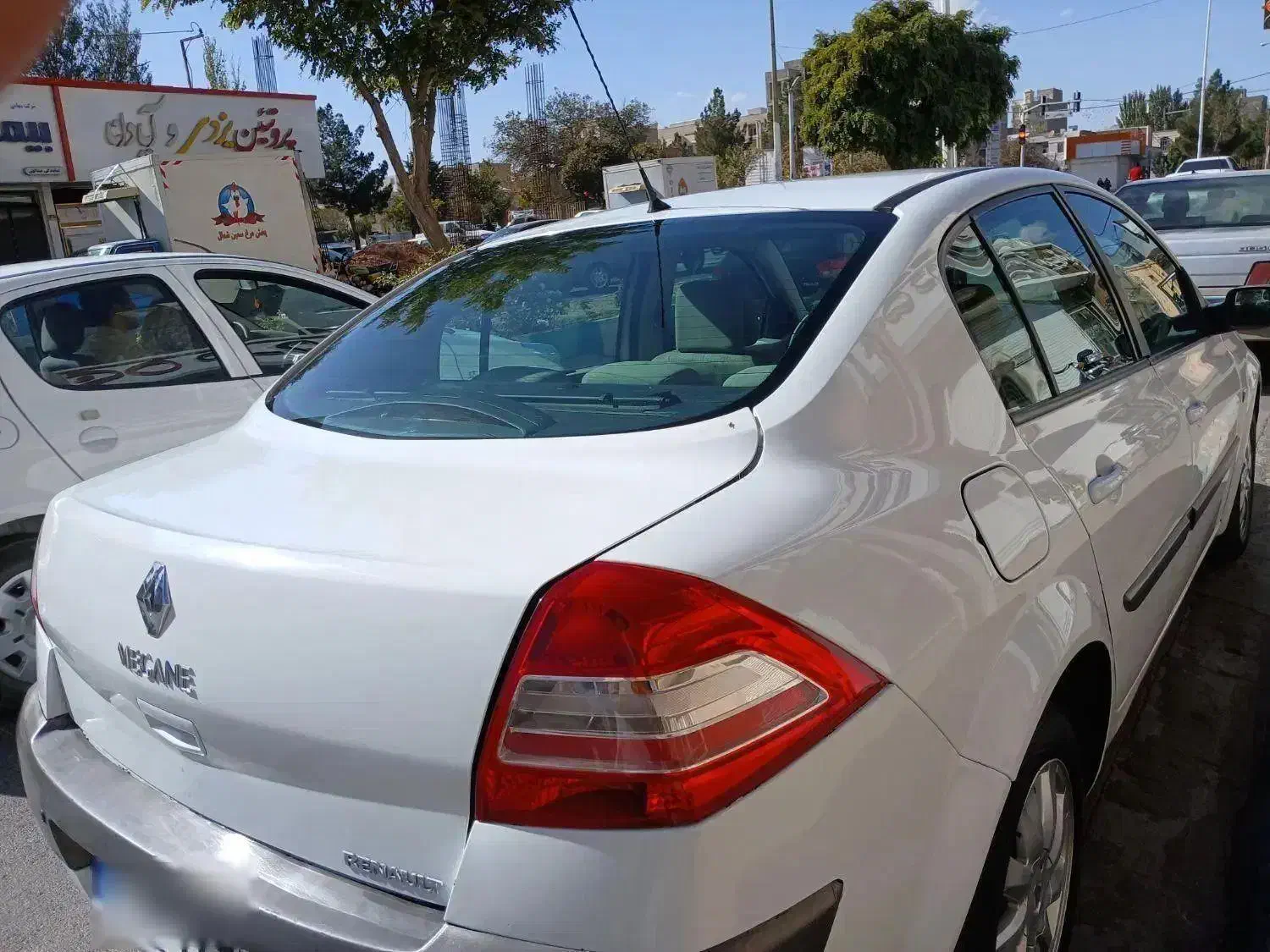 رنو مگان پارس خودرو 2000 - 1390