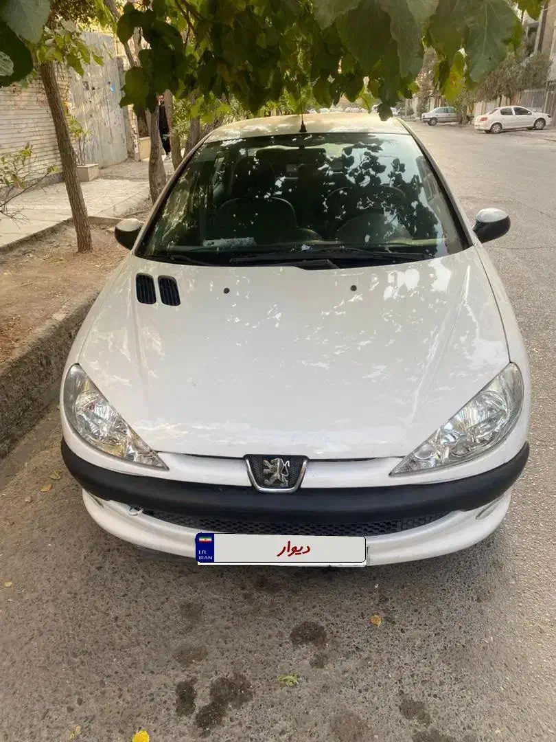 پژو ۲۰۶ صندوق دار v8 - 1396