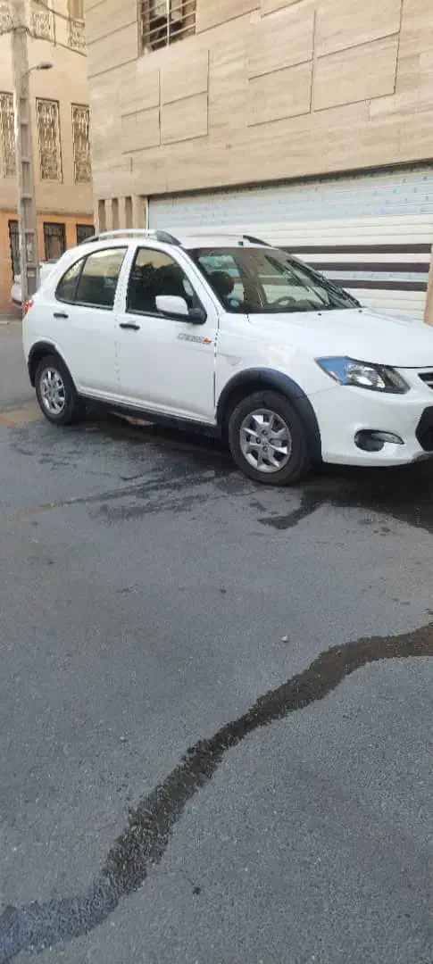 خودرو کوییک، معمولی آگهی ann_20833680