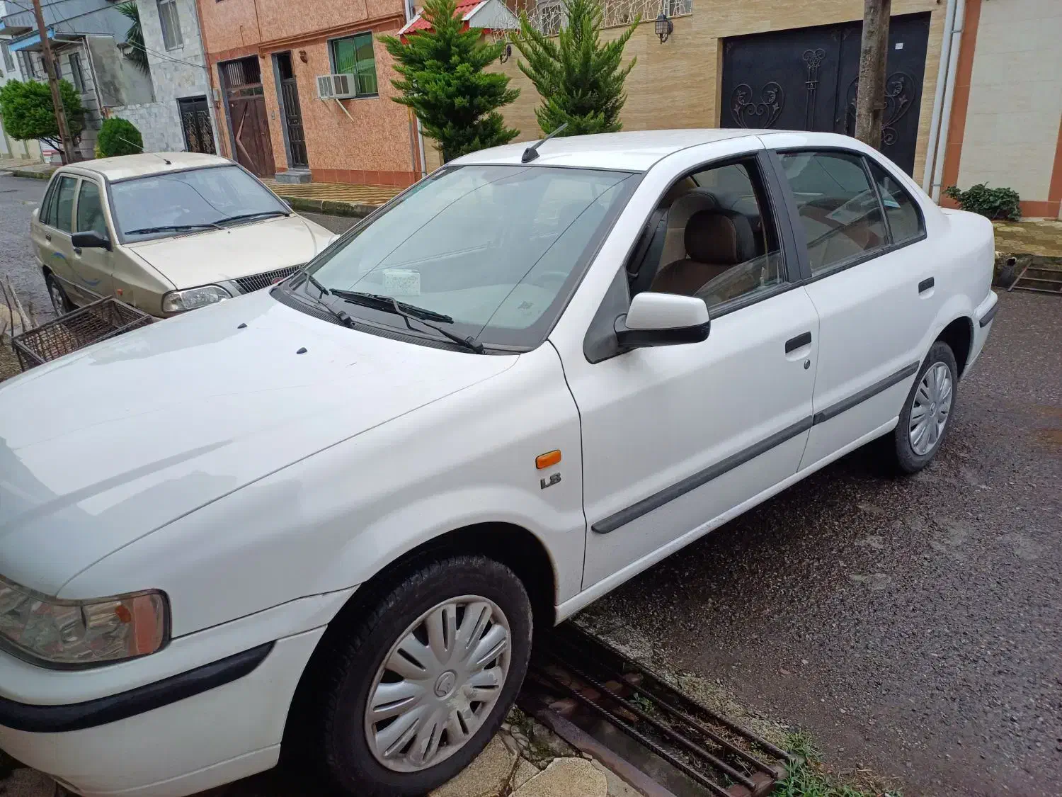 سمند LX XU7 - 1395