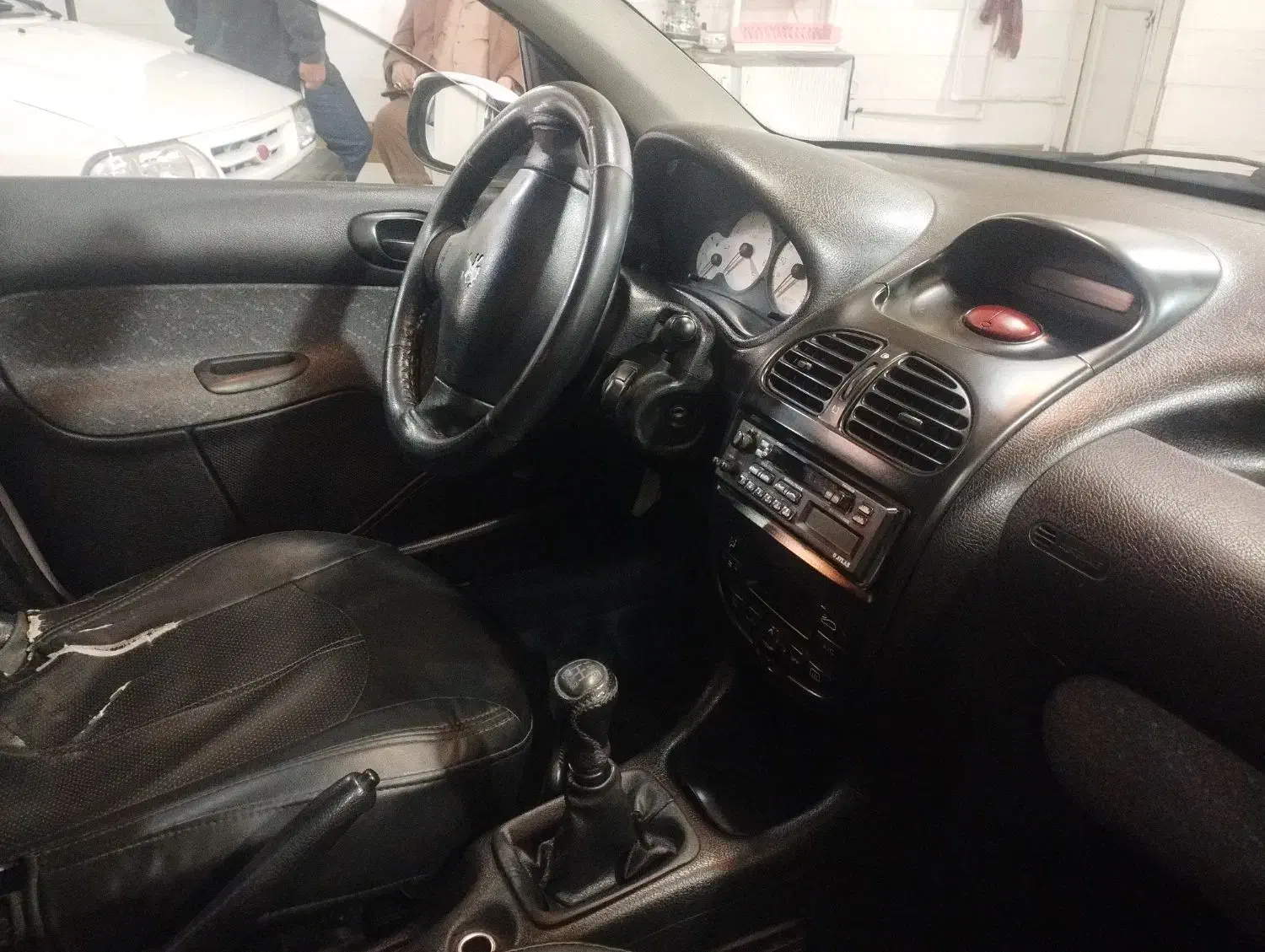 پژو ۲۰۶ صندوق دار v8 - 1389
