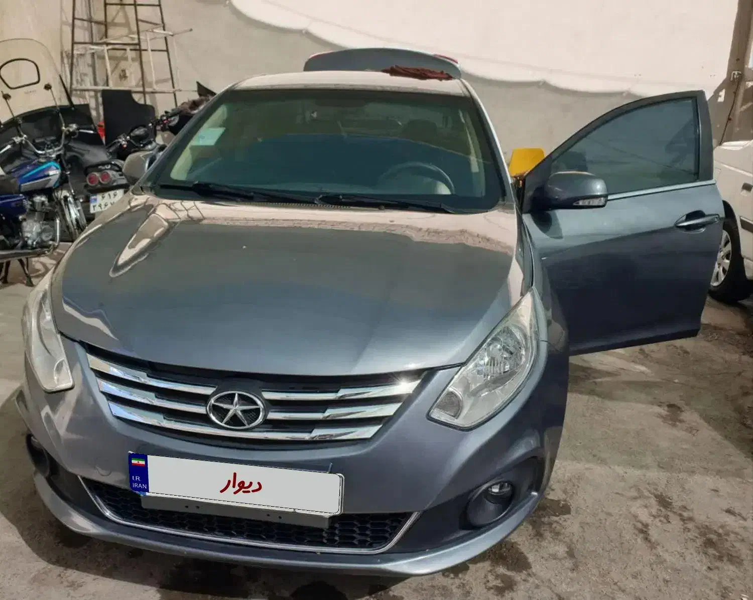 جک J4 اتوماتیک ساده - 1400