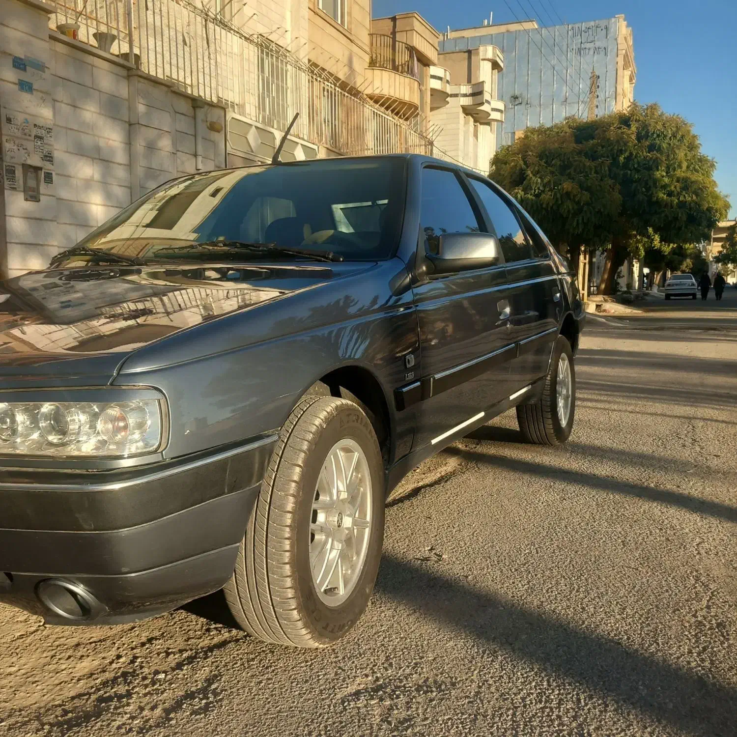 پژو 405 SLX بنزینی TU5 - 1400