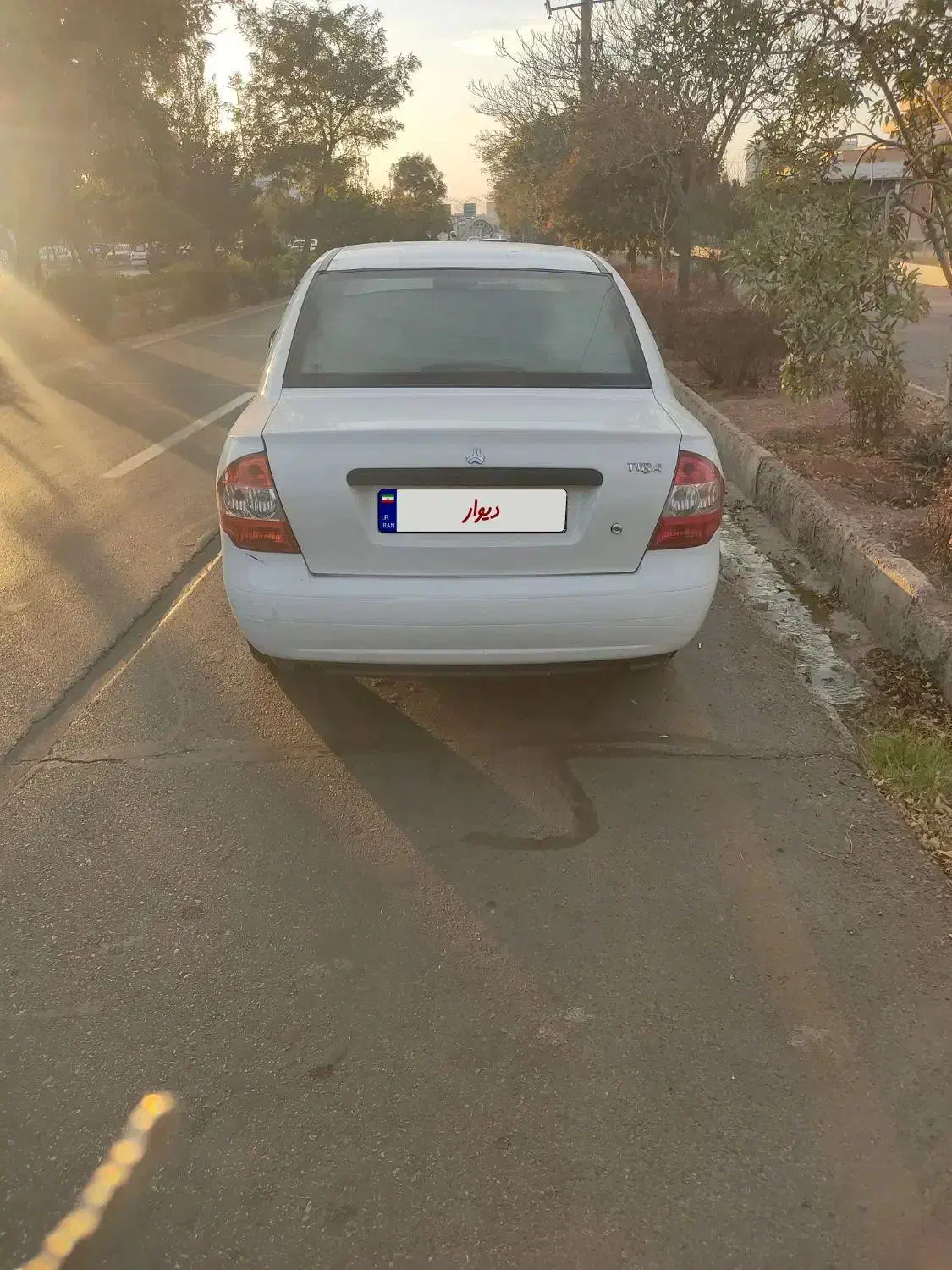 تیبا صندوق دار EX - 1400