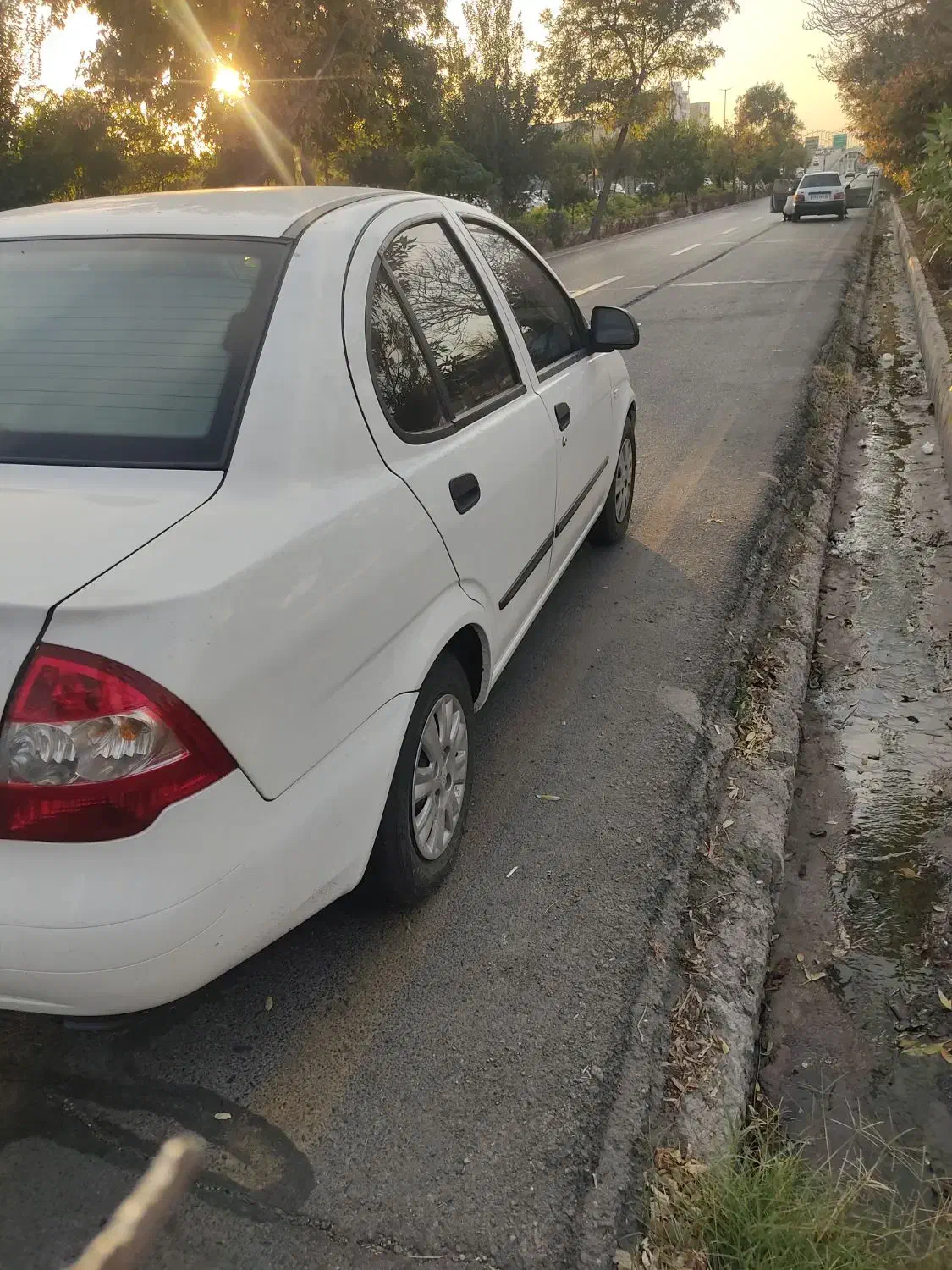تیبا صندوق دار EX - 1400