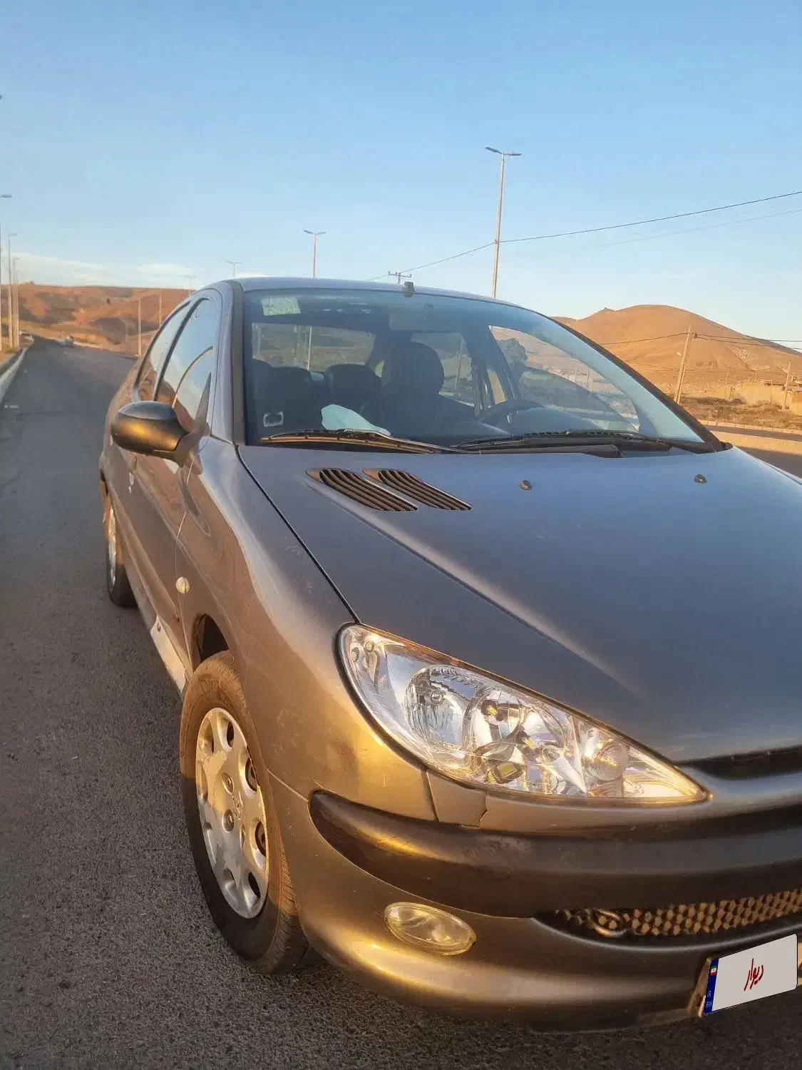 پژو ۲۰۶ صندوق دار v8 - 1398