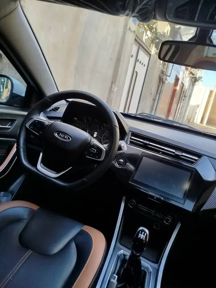 ام وی ام X22 پرو دنده‌ای - 1402