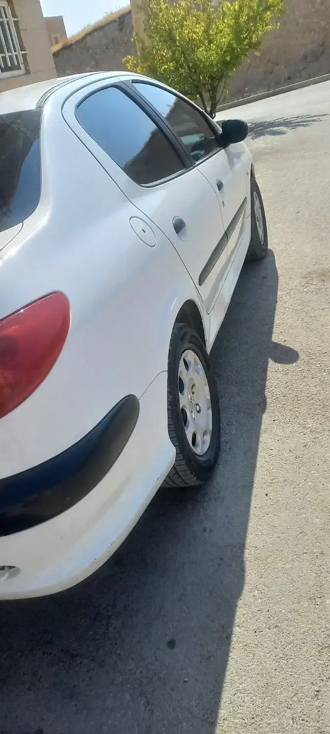 پژو ۲۰۶ صندوق دار v20 - 1390
