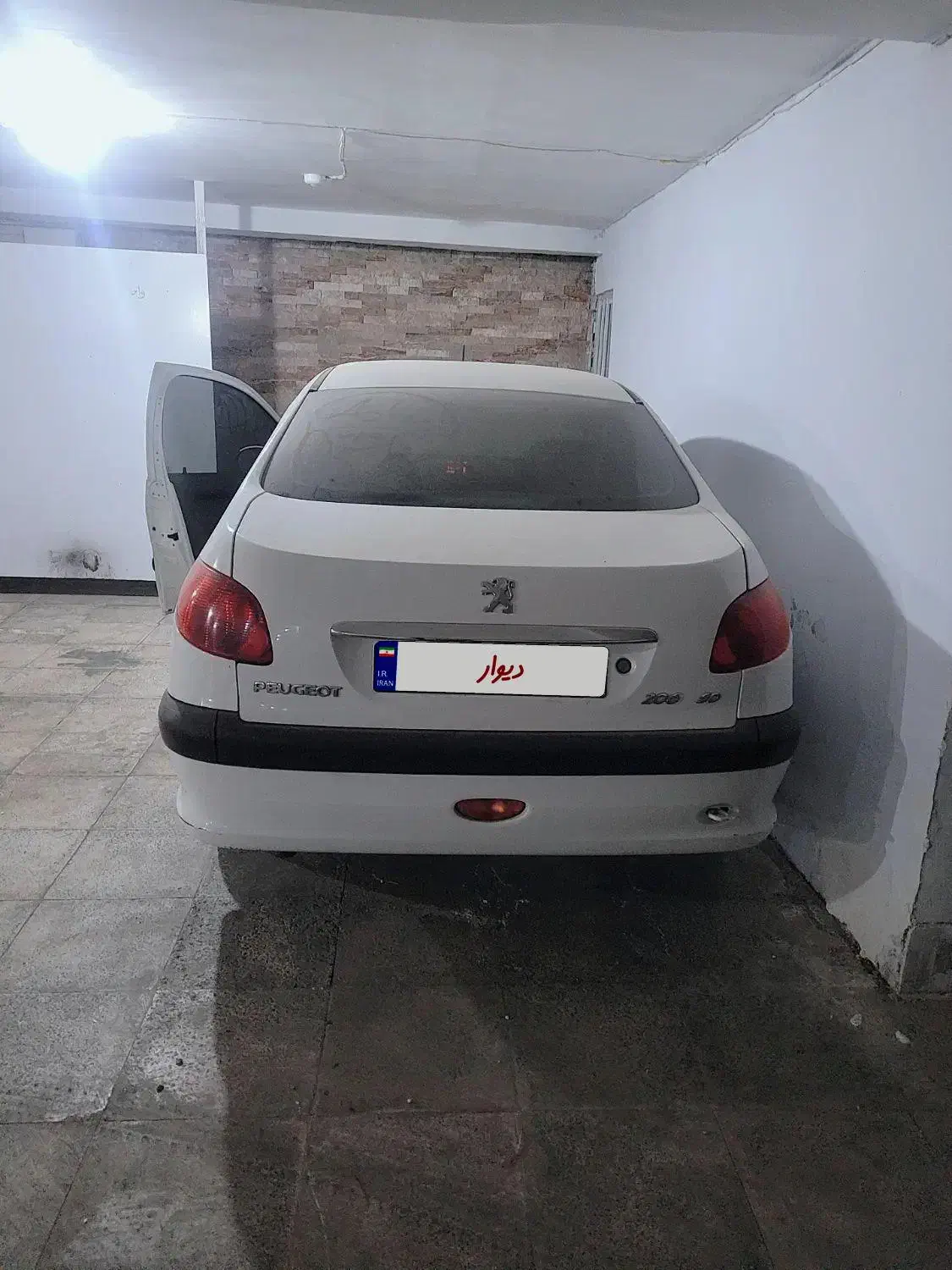 خودرو پژو، ۲۰۶ صندوق دار آگهی ann_20835371