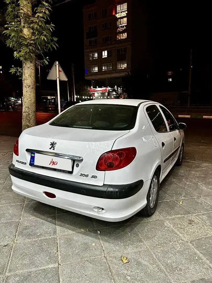 پژو ۲۰۶ صندوق دار v8 - 1395