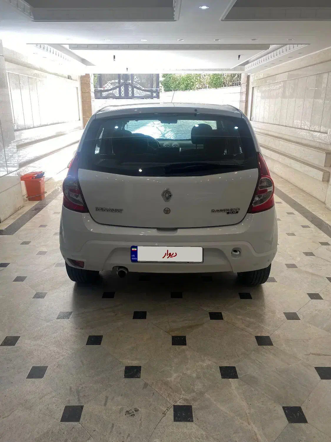 رنو ساندرو اتوماتیک - 1396
