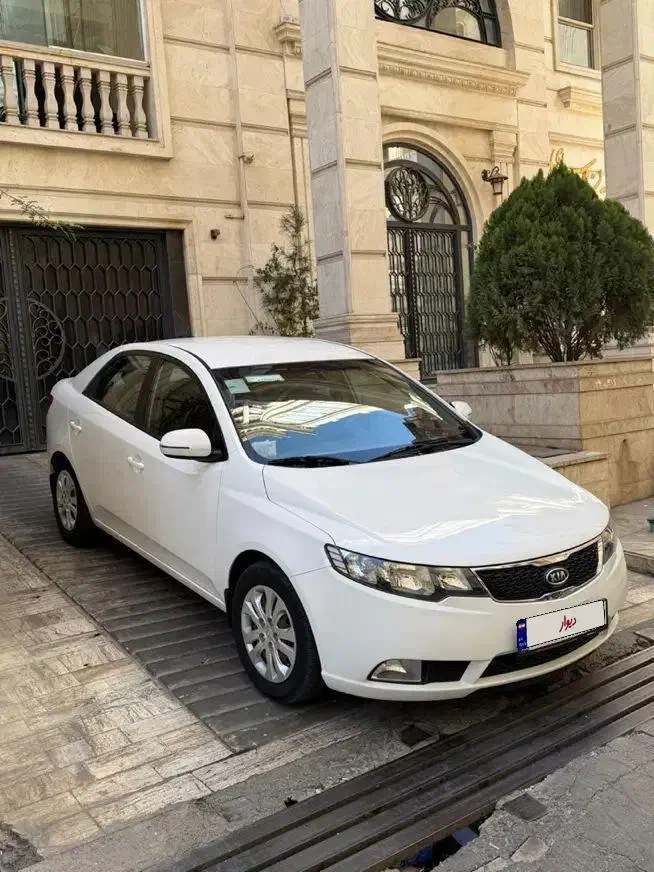 خودرو کیا، سراتو مونتاژ آگهی ann_20835768