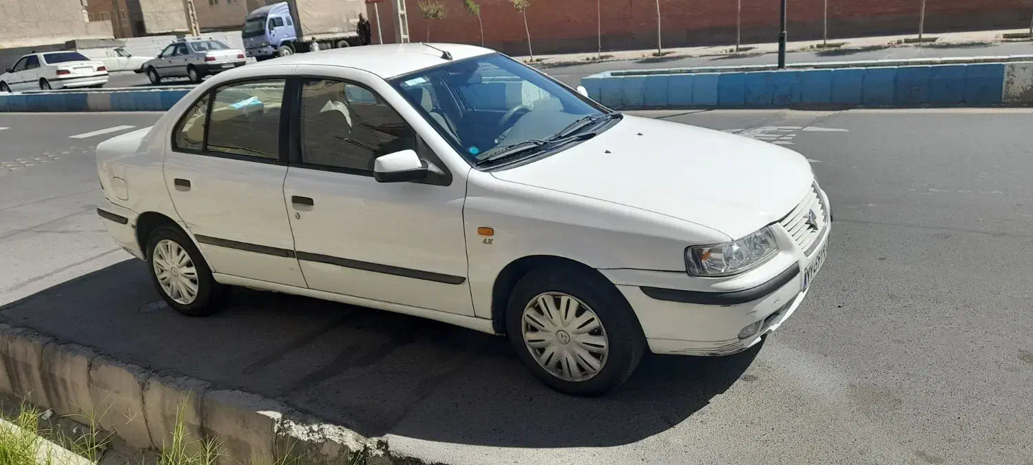 سمند LX EF7 - 1395