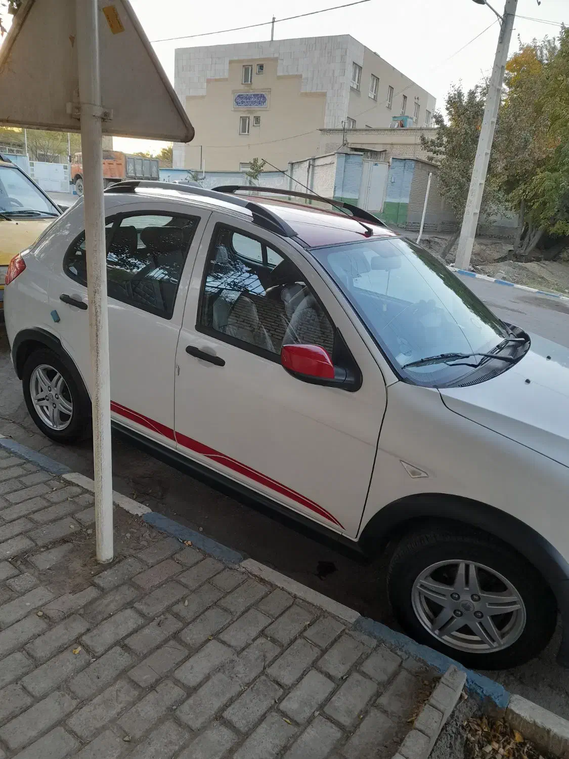 خودرو کوییک، R آگهی ann_20835957
