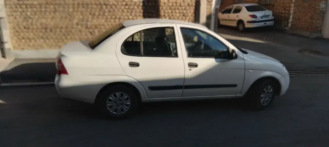 تیبا صندوق دار SX - 1395