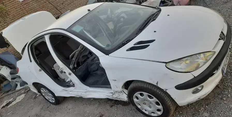 پژو ۲۰۶ صندوق دار v8 - 1395