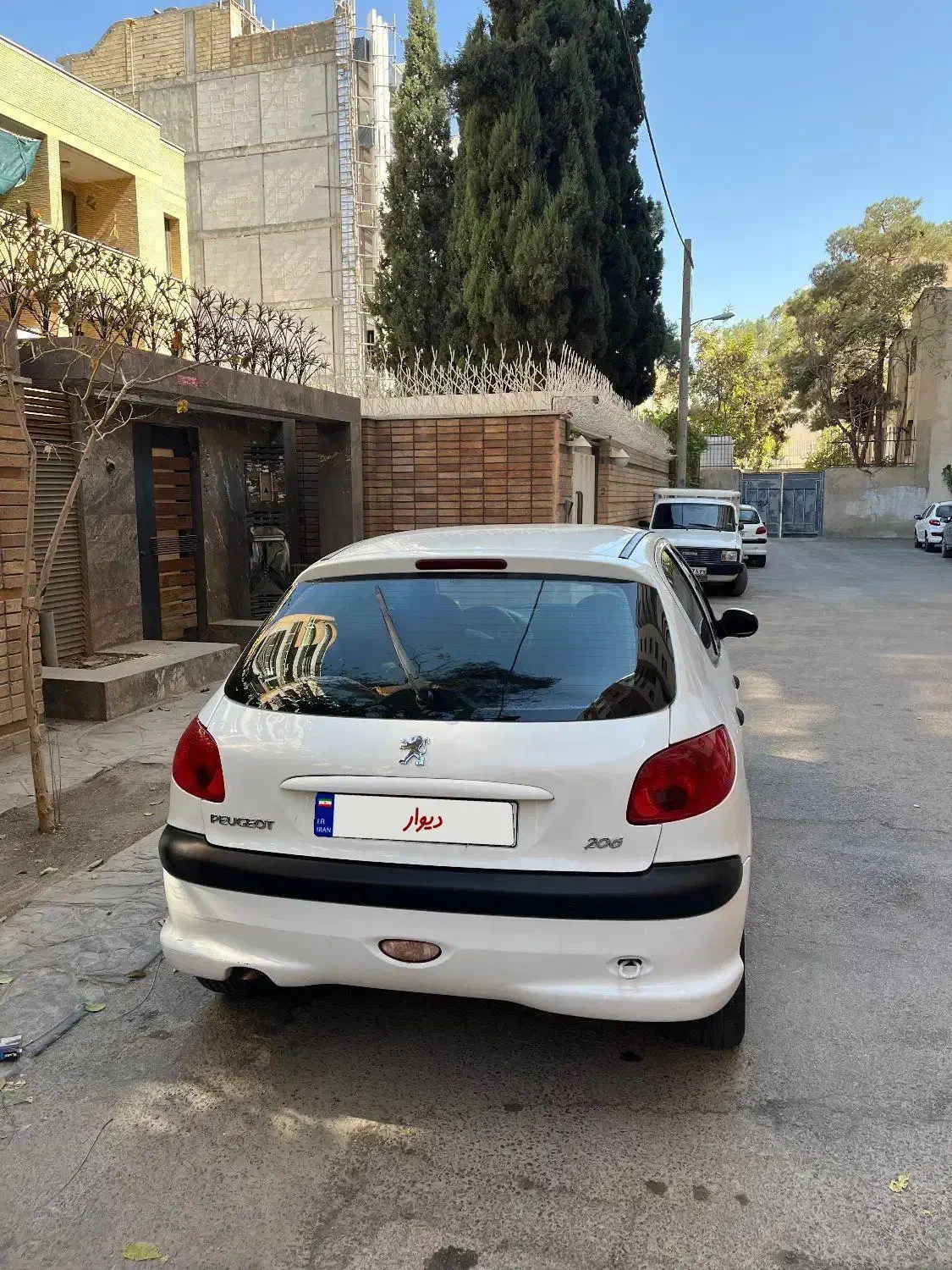 پژو 206 تیپ 5 - 1396