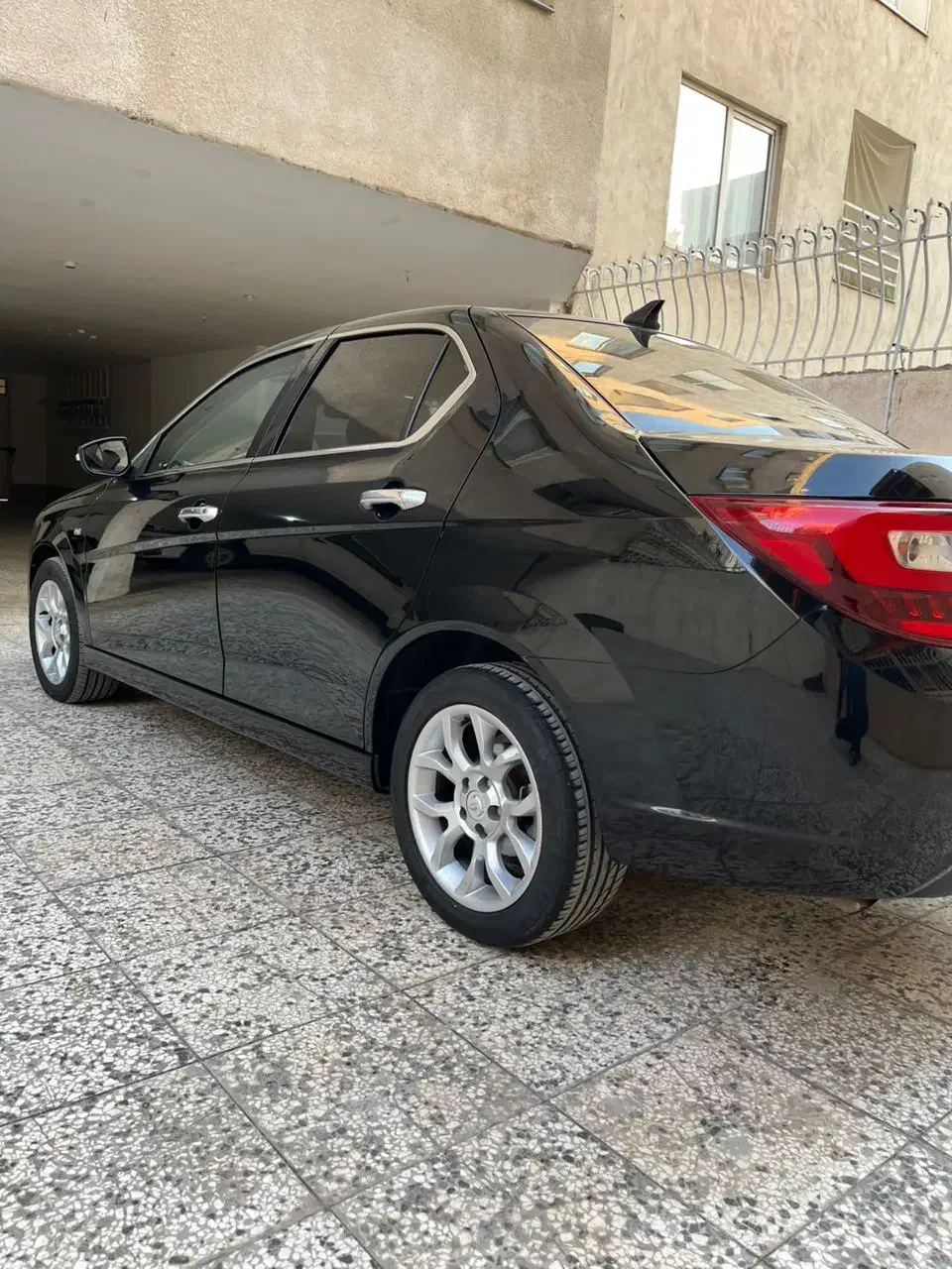 دنا پلاس توربو اتوماتیک - 1402