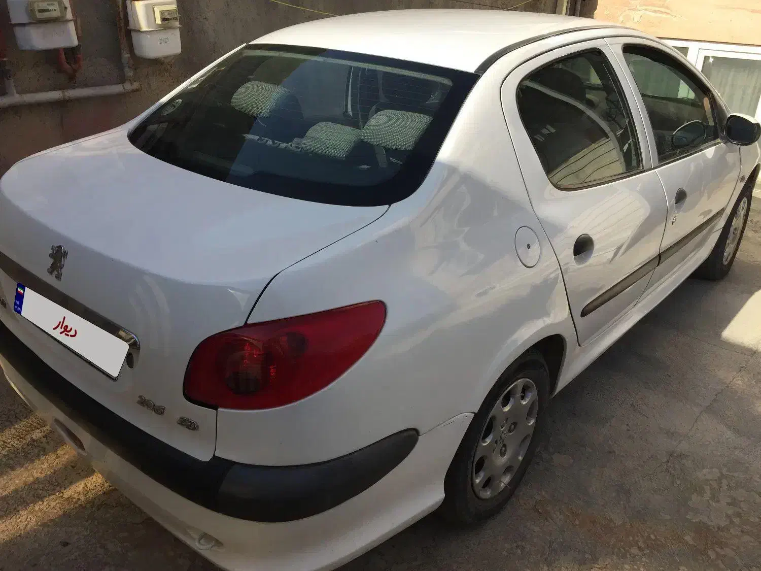 پژو ۲۰۶ صندوق دار v8 - 1397