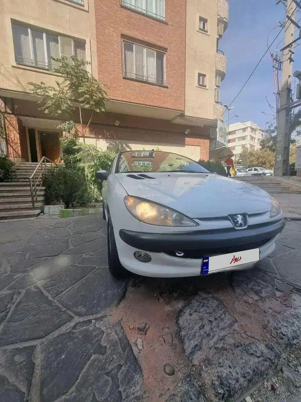 پژو ۲۰۶ صندوق دار v8 - 1394