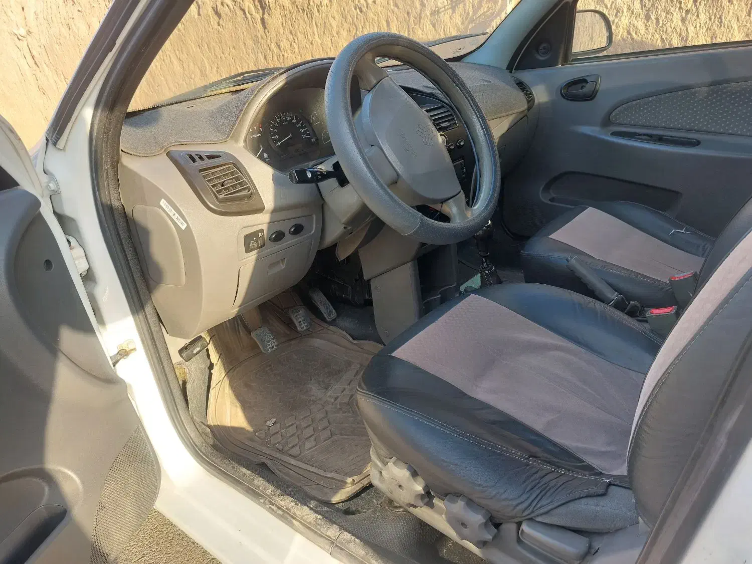 تیبا صندوق دار SX - 1392
