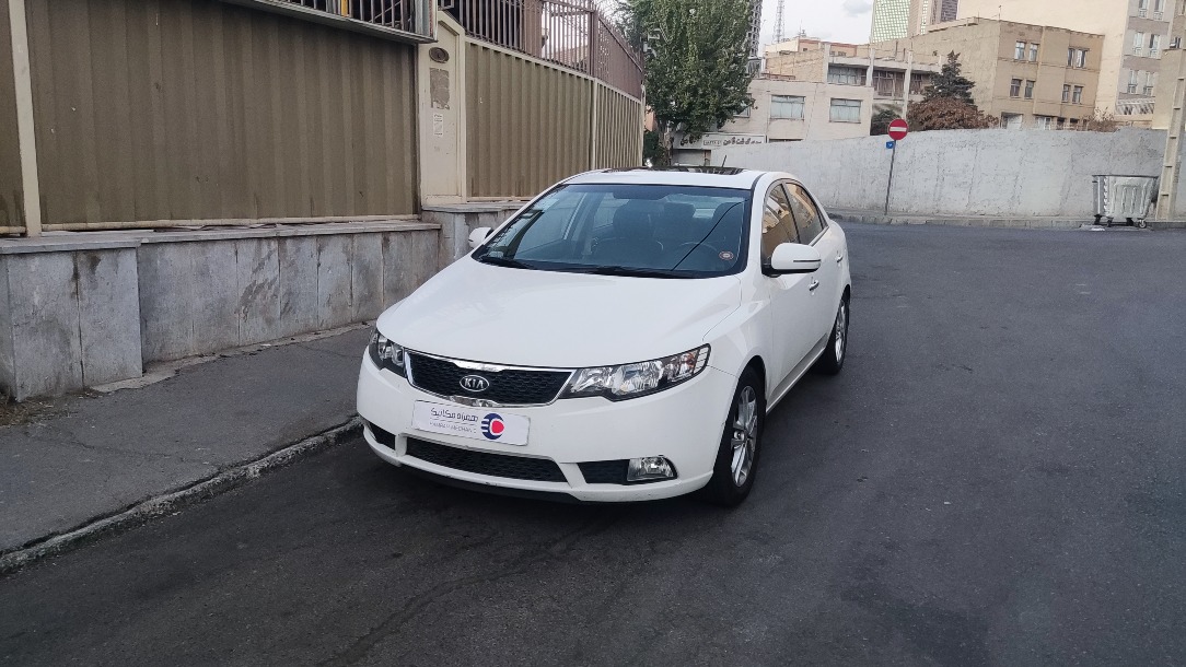خودرو کیا، سراتو مونتاژ آگهی ann_20837740