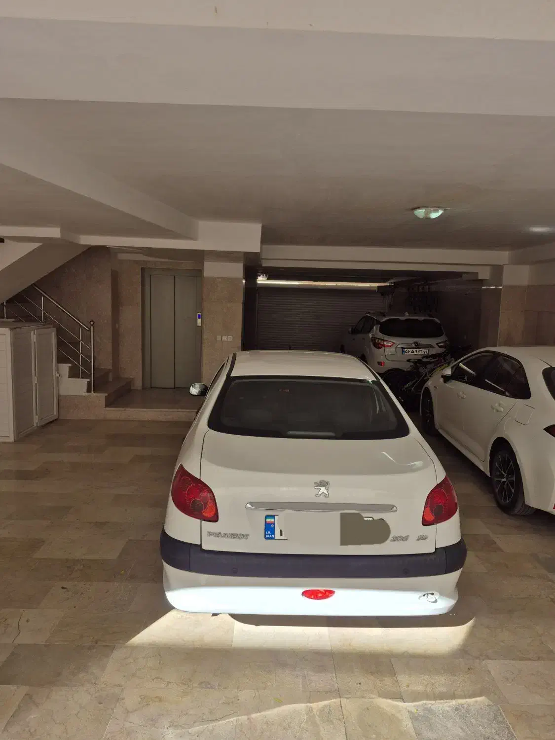پژو ۲۰۶ صندوق دار v8 - 1395