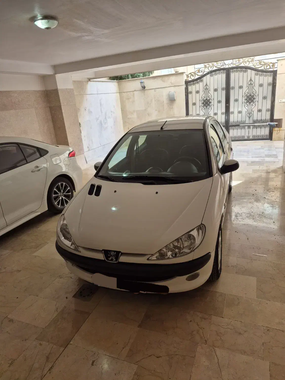 پژو ۲۰۶ صندوق دار v8 - 1395