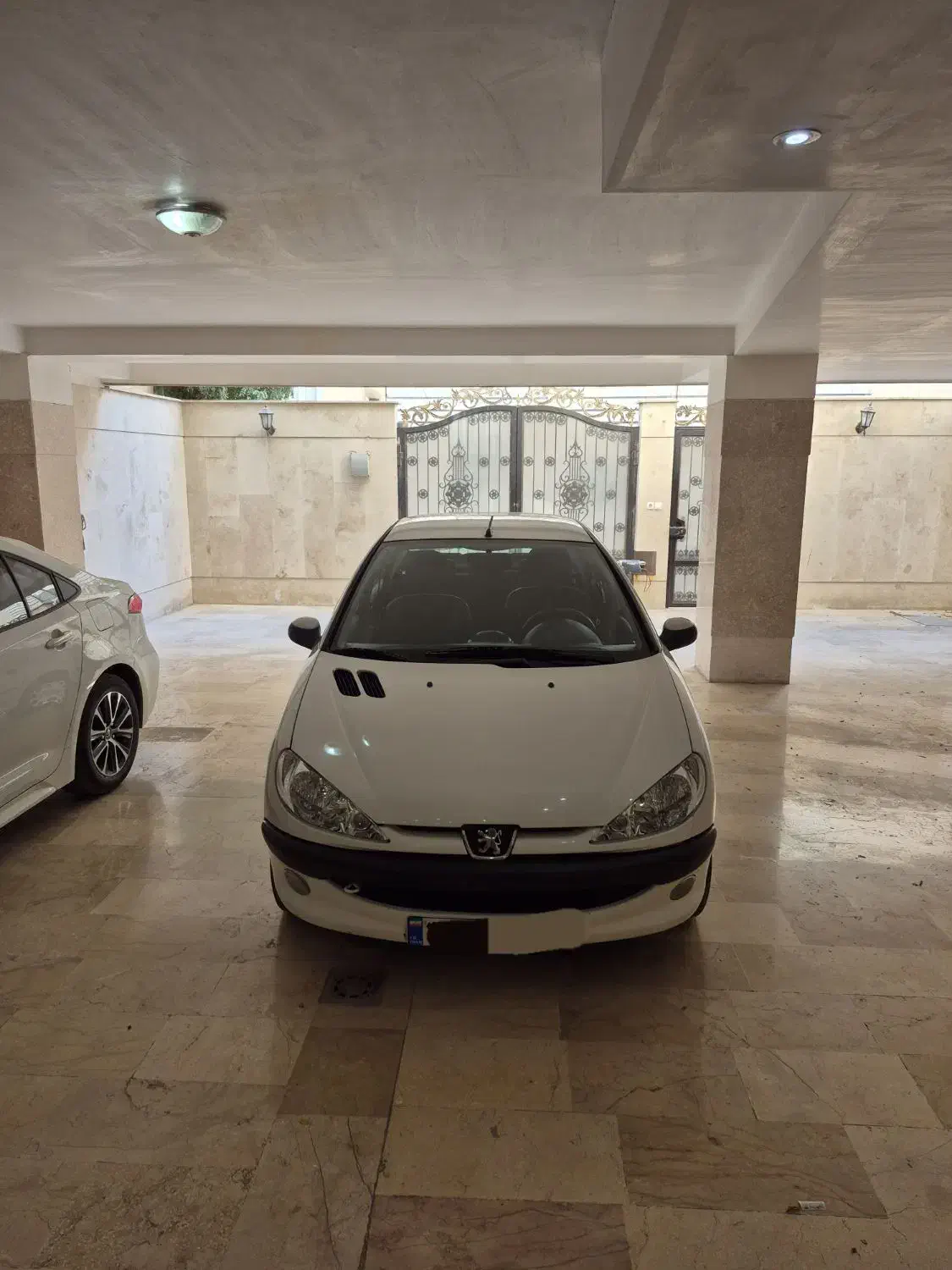 پژو ۲۰۶ صندوق دار v8 - 1395