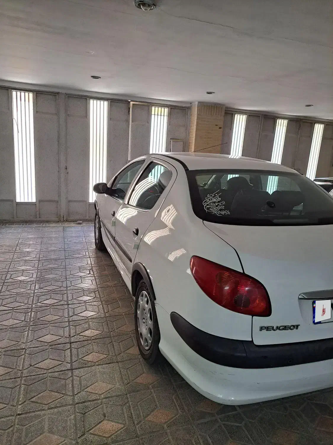 پژو ۲۰۶ صندوق دار v8 - 1394
