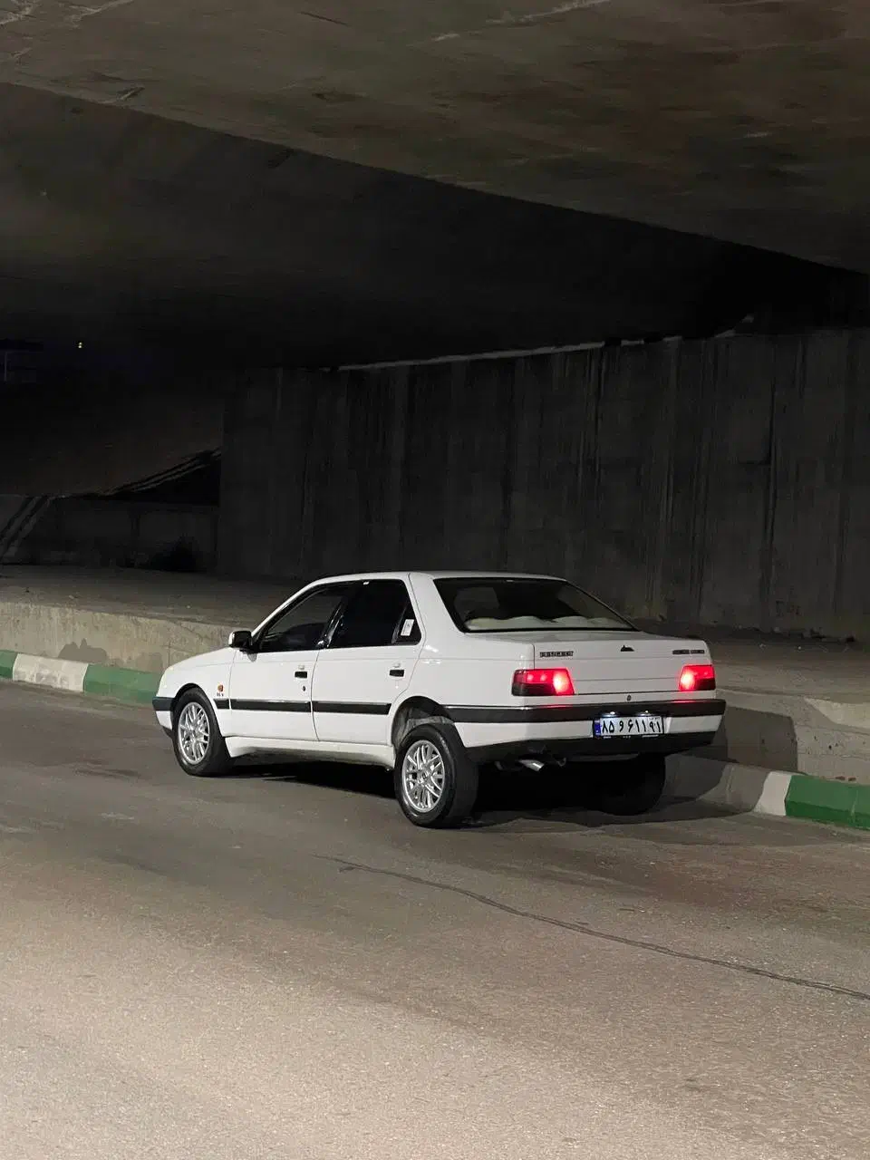 پژو 405 SLX بنزینی TU5 - 1391