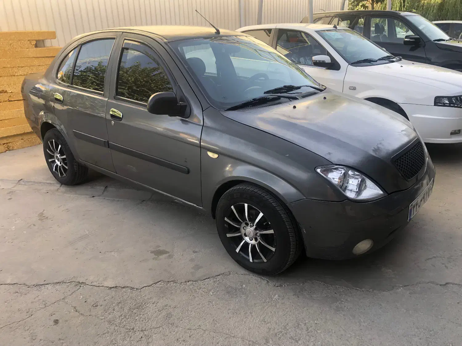 تیبا صندوق دار EX - 1394