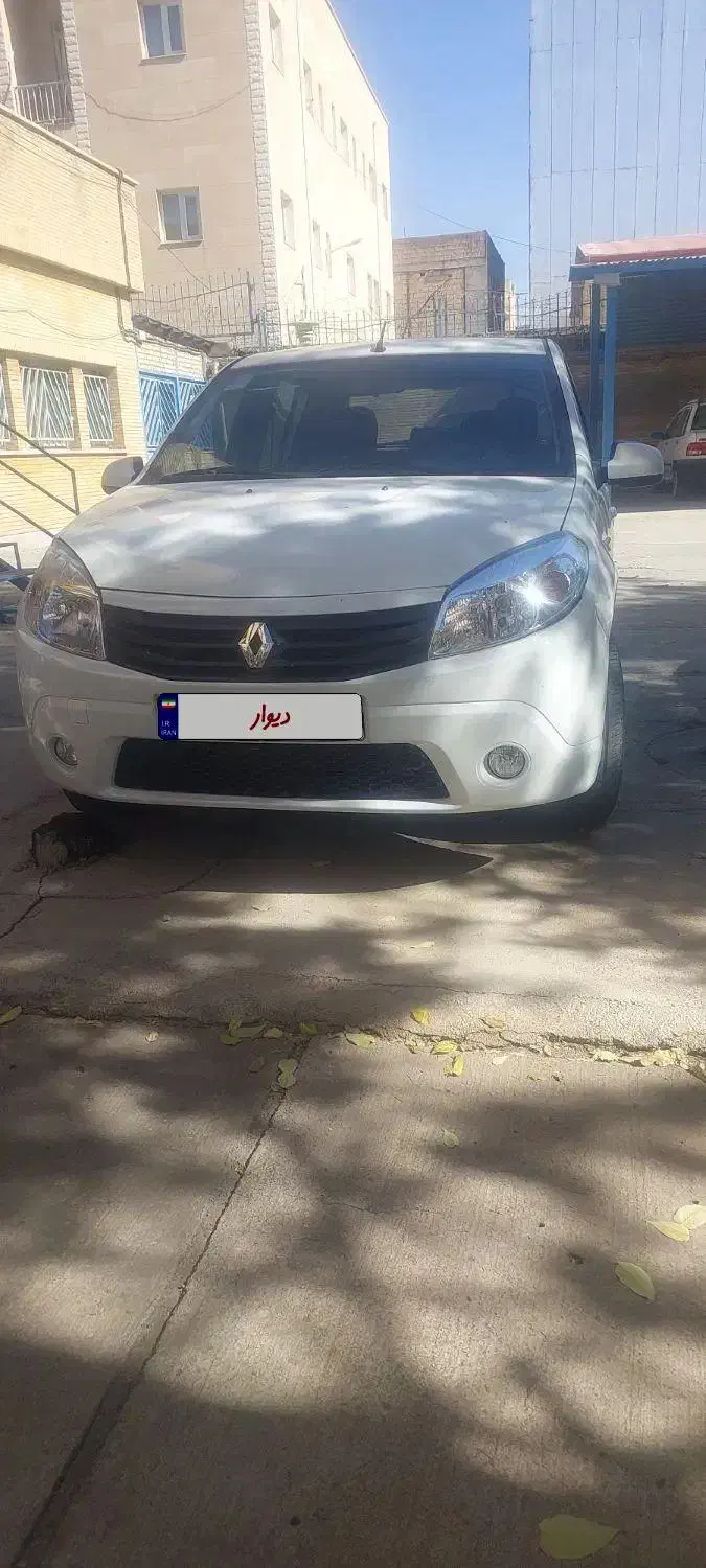 خودرو رنو، ساندرو آگهی ann_20838826