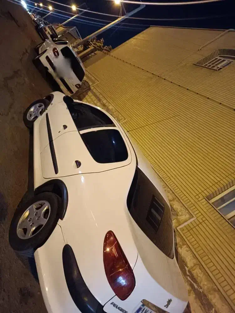 پژو ۲۰۶ صندوق دار v20 - 1390