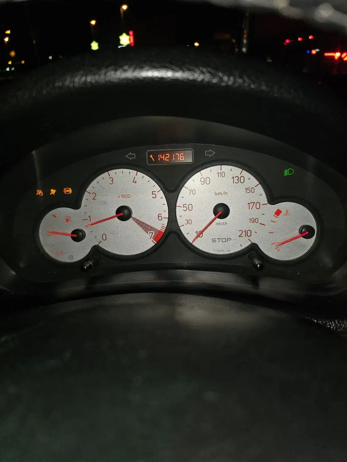 پژو ۲۰۶ صندوق دار v8 - 1390