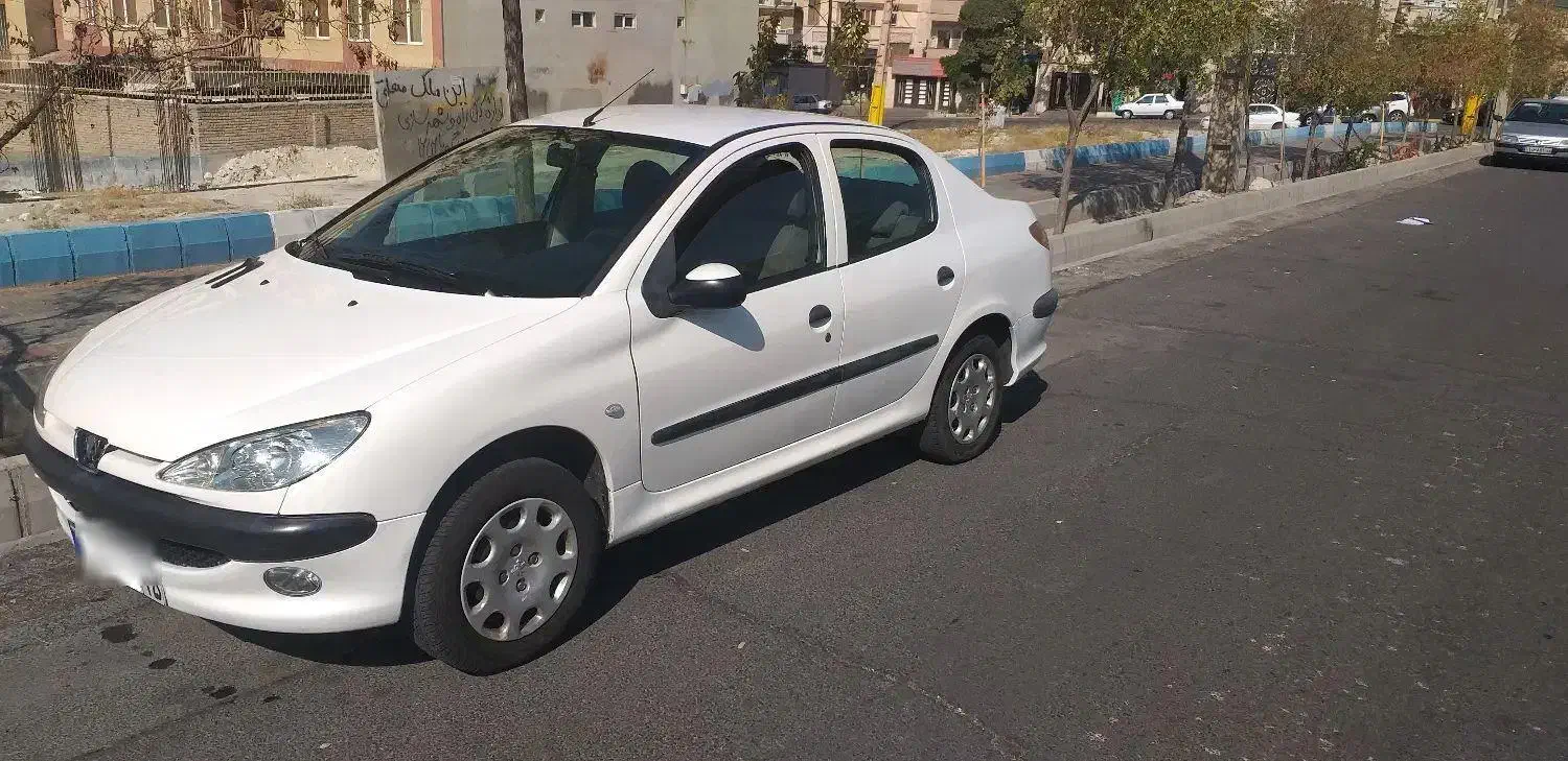 پژو ۲۰۶ صندوق دار v8 - 1390