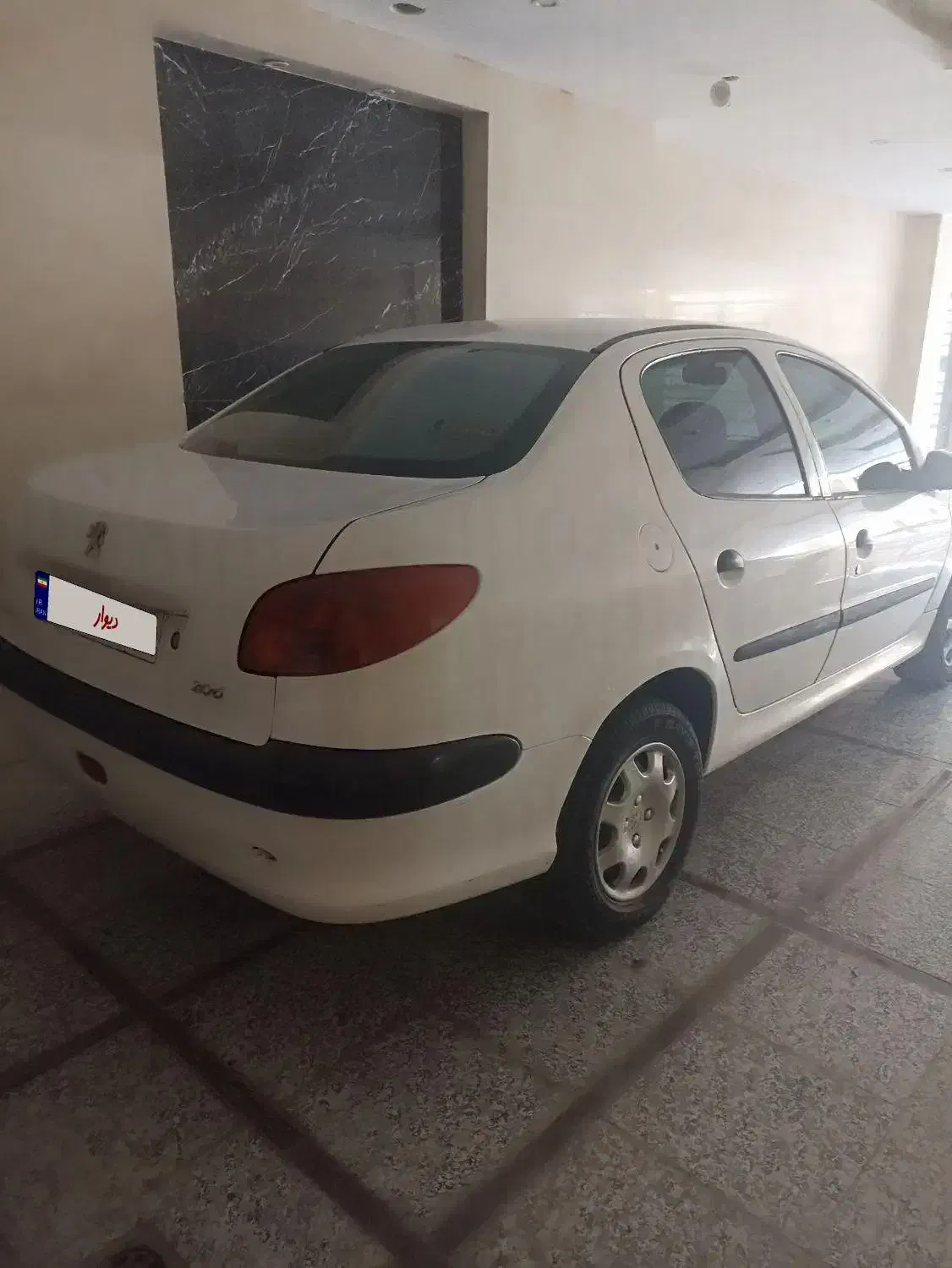 پژو ۲۰۶ صندوق دار v8 - 1396