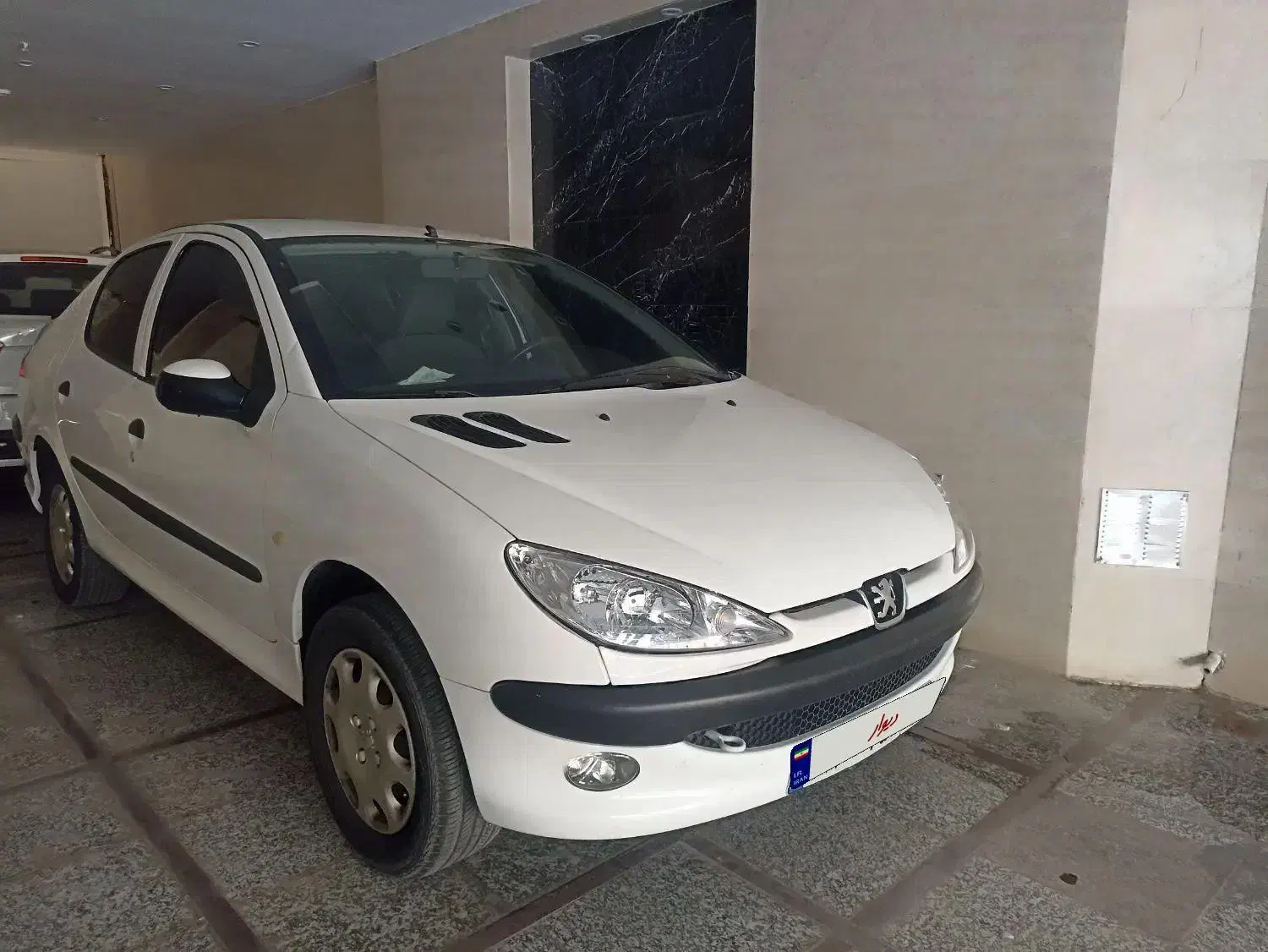 پژو ۲۰۶ صندوق دار v8 - 1396