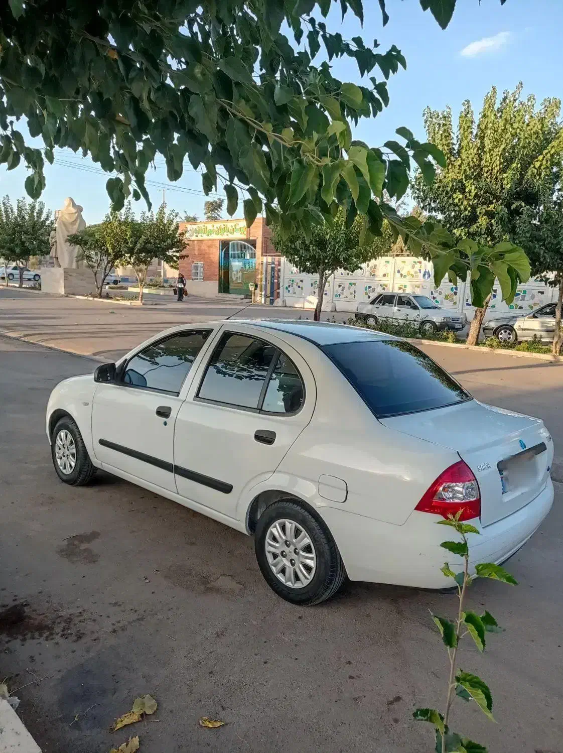 تیبا صندوق دار SX - 1395