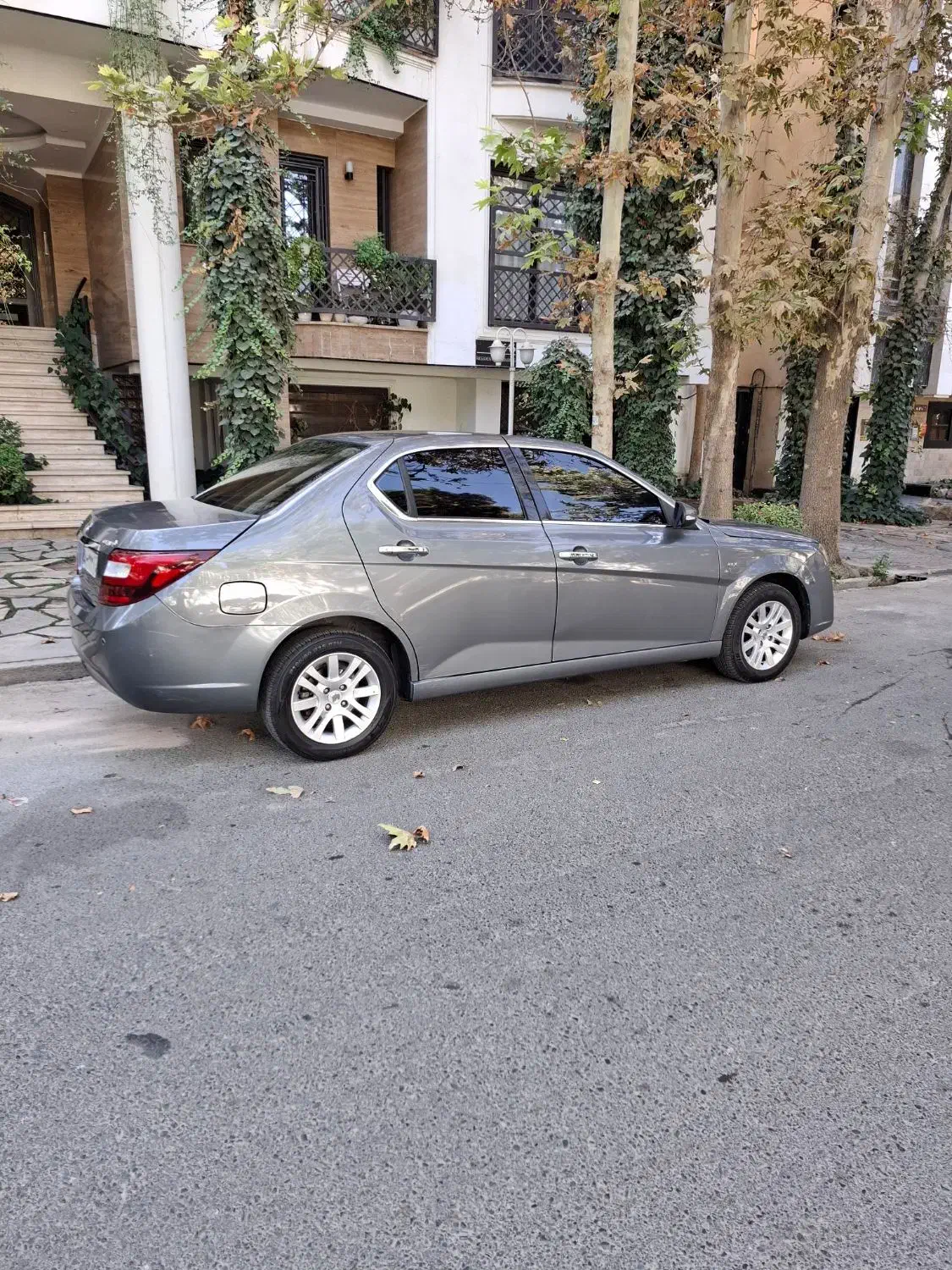 دنا پلاس تیپ ۲ سانروف ۴ ایربگ - 1398