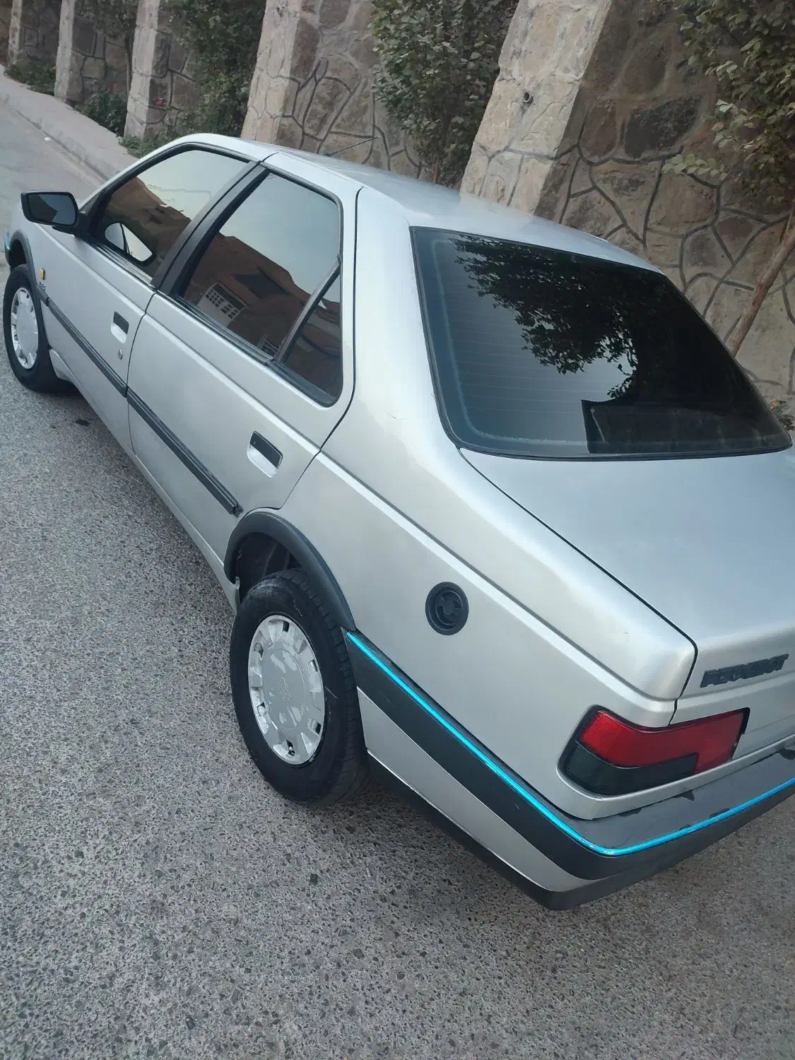 پژو 405 GLX - دوگانه سوز - 1390