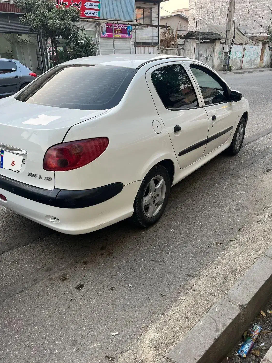 خودرو پژو، ۲۰۶ صندوق دار آگهی ann_20839214