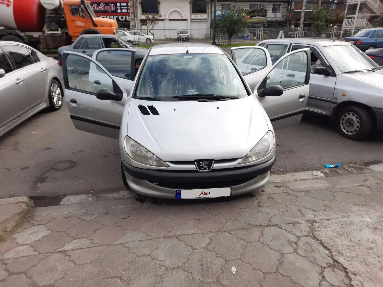 پژو ۲۰۶ صندوق دار v8 - 1385