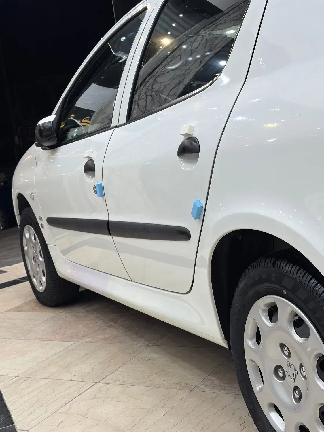 پژو ۲۰۶ صندوق دار v8 - 1398