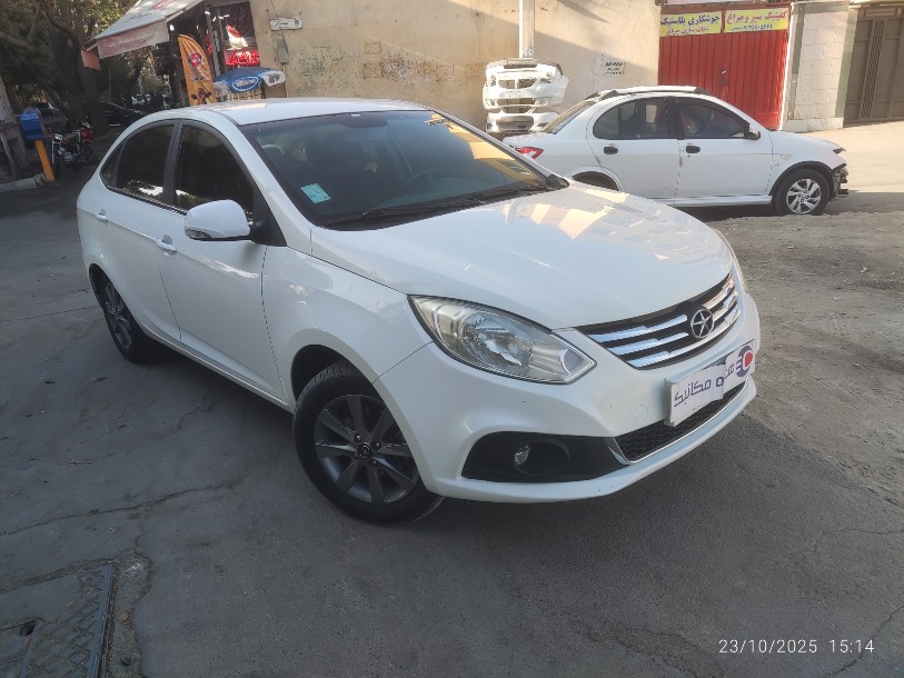 جک J4 اتوماتیک آپشنال - 1402