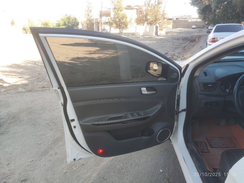 جک J4 اتوماتیک آپشنال - 1402