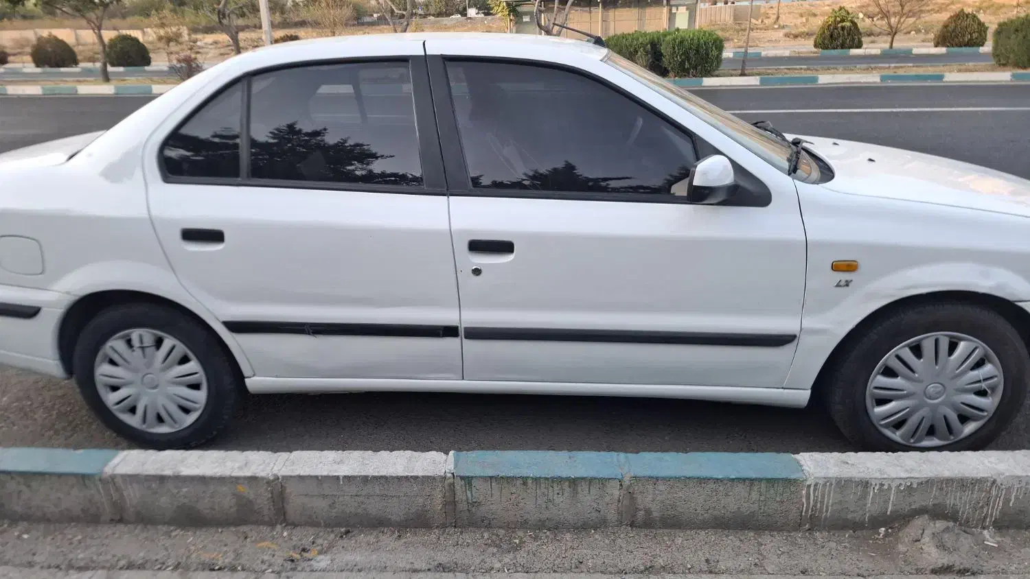 سمند LX XU7 - 1396