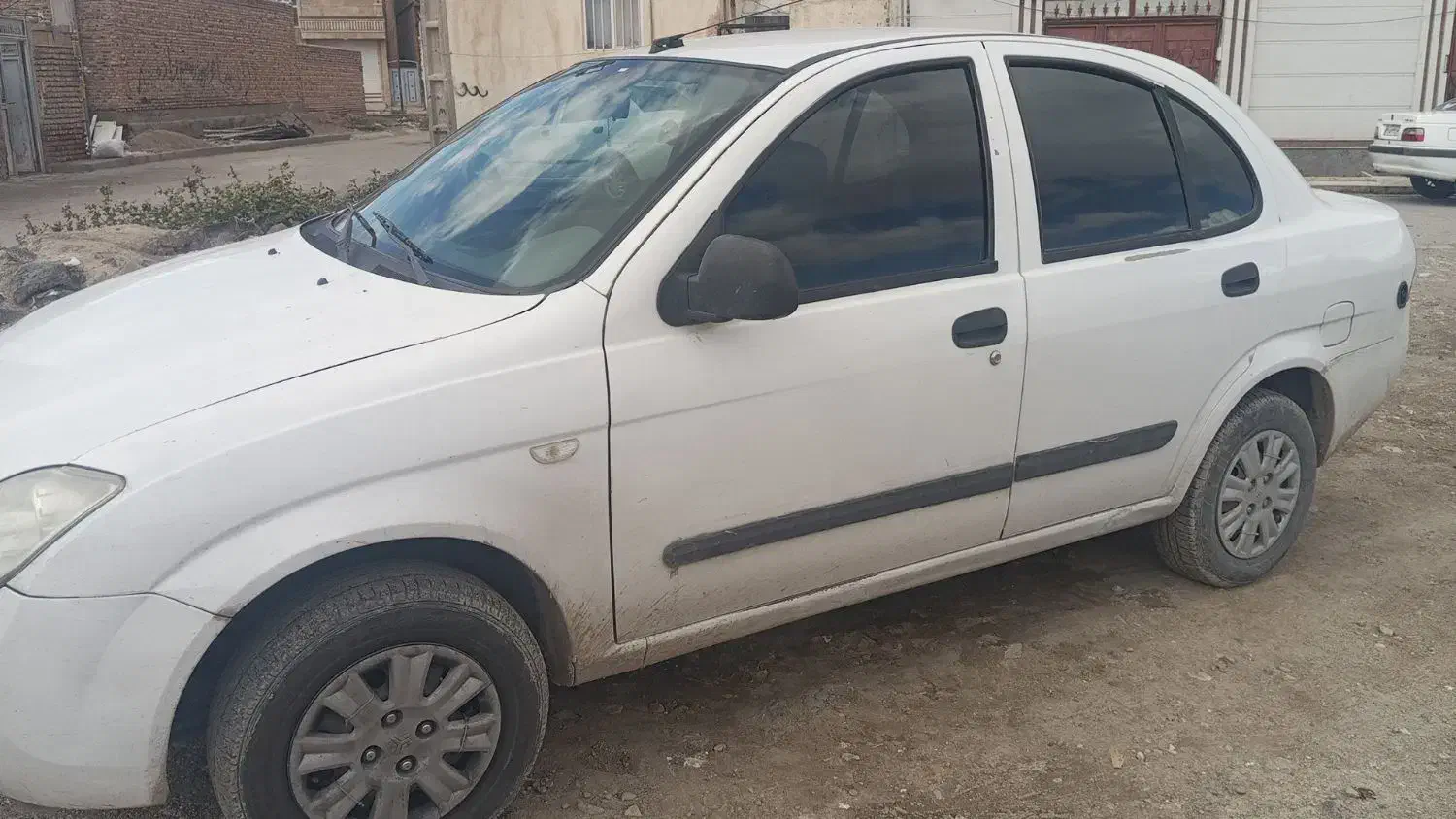 تیبا صندوق دار SX - 1390